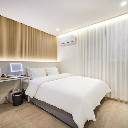Urban Hotel Pyeongtaek Eksteriør bilde