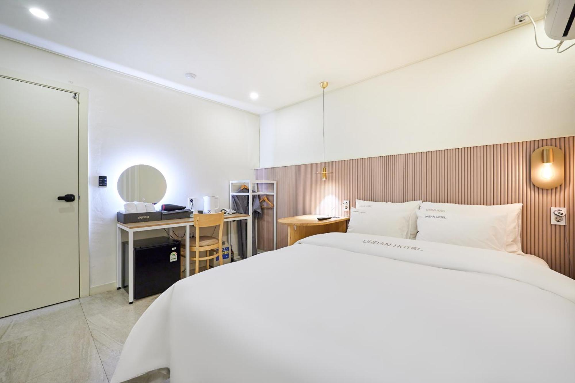 Urban Hotel Pyeongtaek Eksteriør bilde