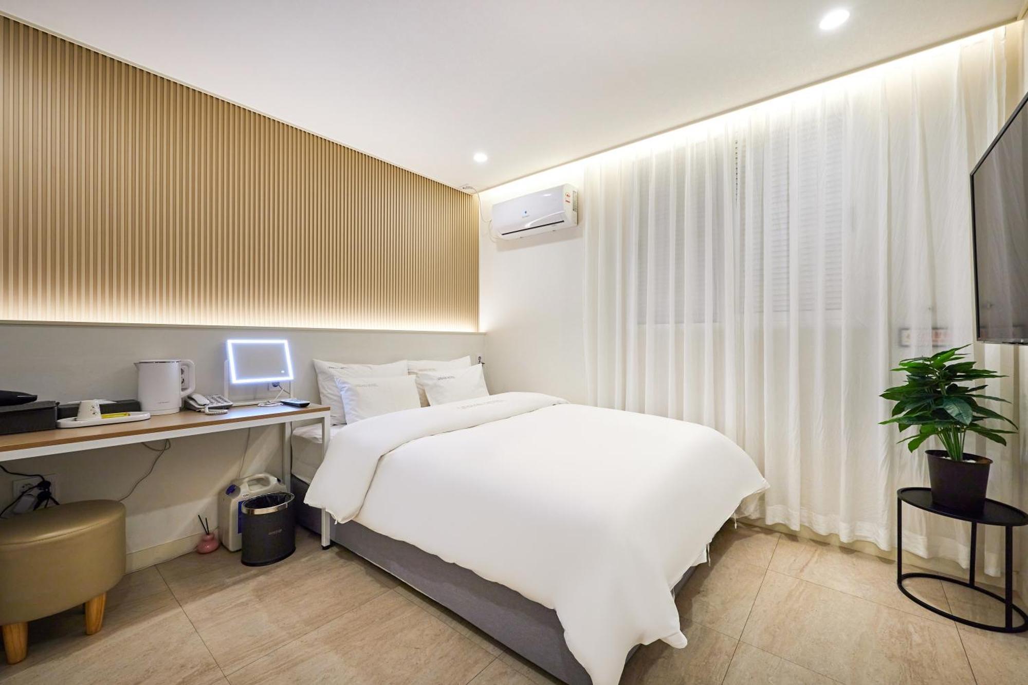 Urban Hotel Pyeongtaek Eksteriør bilde